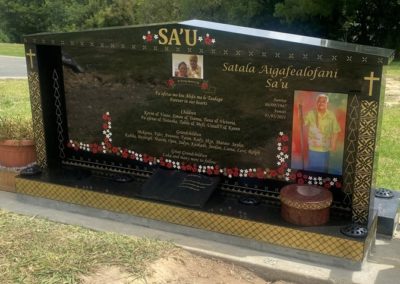 sa'u headstone